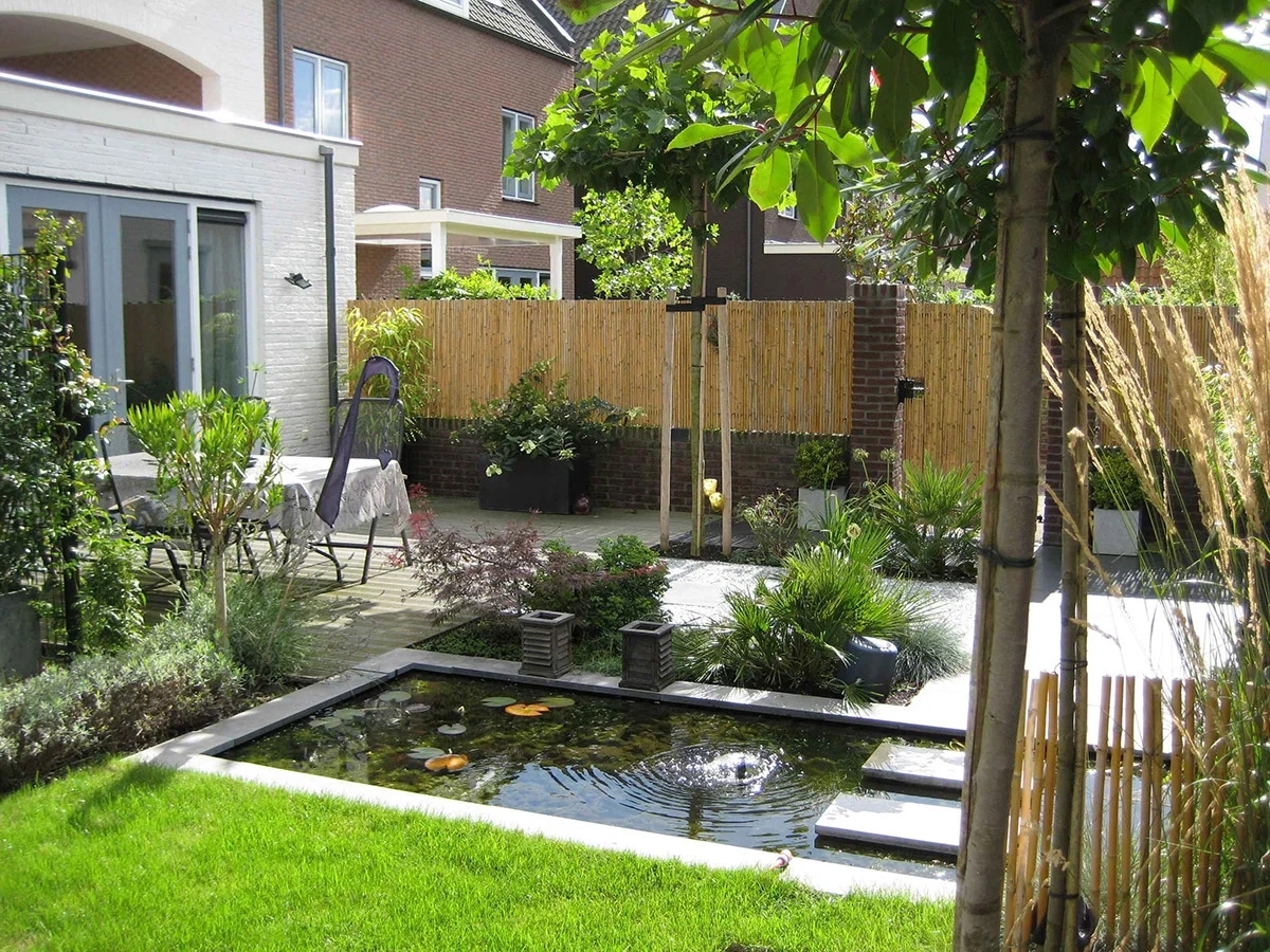 Trädgårdsservice i Värmdö med professionellt utfört trädgårdsarbete – klippning av gräsmatta och skötsel av planteringar